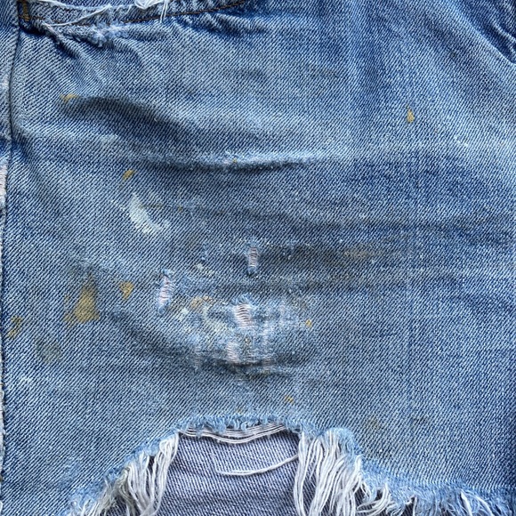Vintage Levi’s painted denim jean shorts 31 - Picture 4 of 4